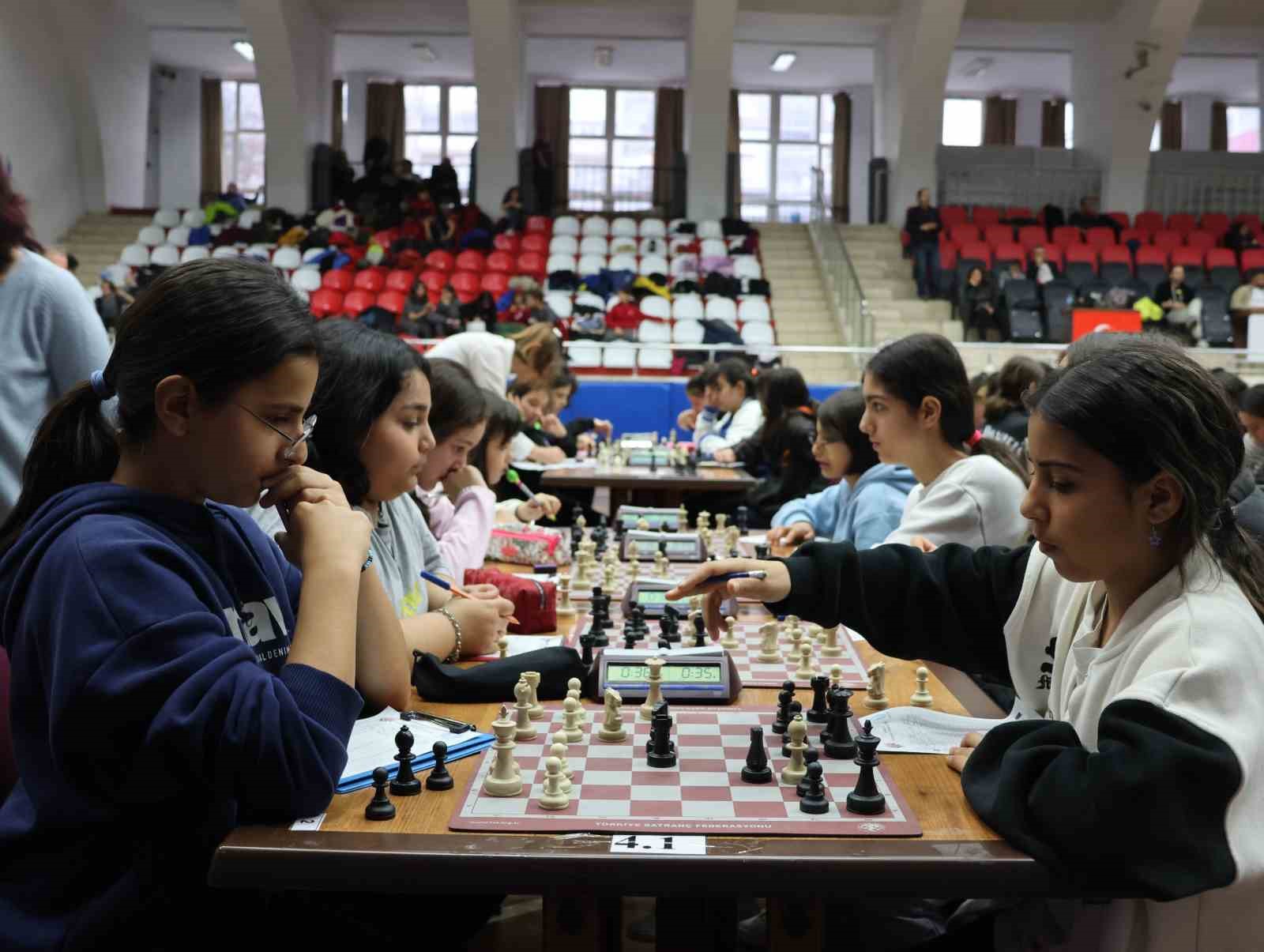 Aydın’da ’şahlar’ şampiyonluk için çekildi