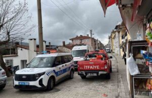 Komşular tüten bacayı yangın sandı, ekipler alarma geçti