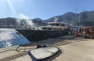 Datça’daki bir marinadaki motoryat yangını paniğe neden oldu