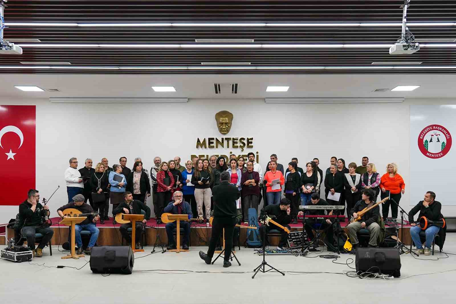Menteşe Belediye Korosu Barış Manço repertuvarıyla sahne alıyor