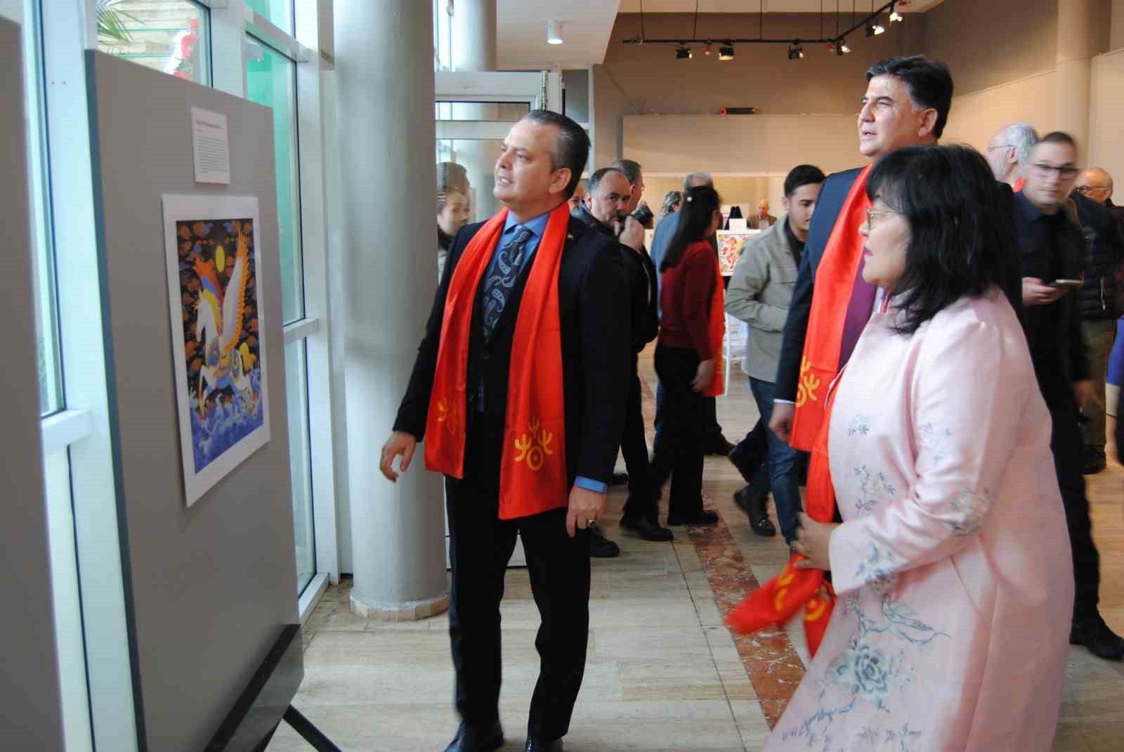 Fethiye’deki “Çin At Yılı” temalı sergi yoğun ilgi gördü