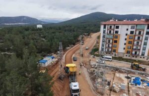 Akçaova TOKİ girişi yol çalışmaları devam ediyor