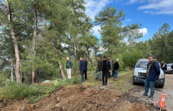 Gökbel Mahallesi’nde Heyelan Nedeniyle Yol Geçici Olarak Ulaşıma Kapatıldı