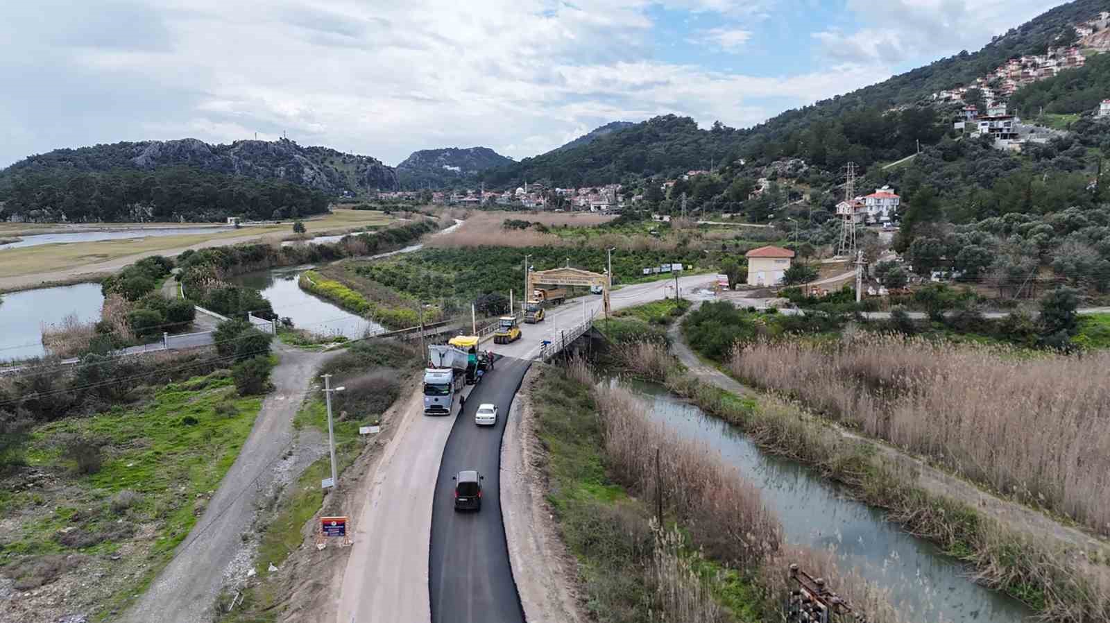Muğla Büyükşehir 2 yılda 537 kilometre yol yaptı