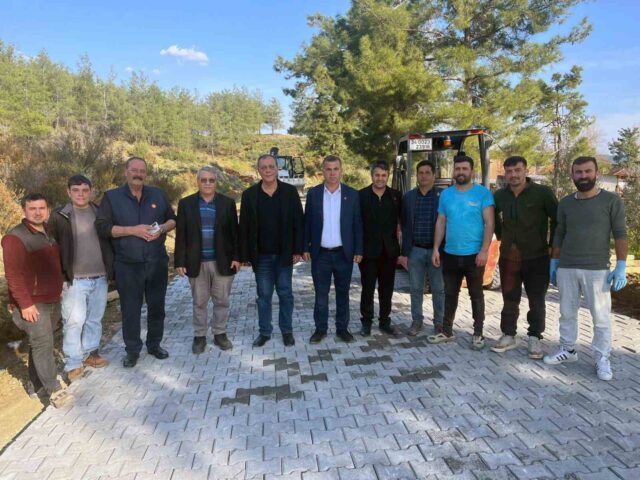 Köyceğiz’in üç mahallesinde parke çalışmaları başladı