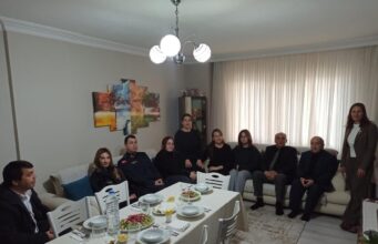 Kaymakam İlhan, vatandaşlarla iftar sofrasında buluştu