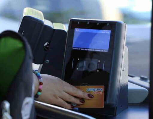 Muğla Büyükşehir, Muğla Kart hizmetini yerinde sunuyor