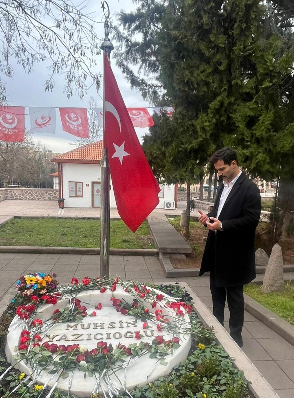 “Zamana Sığmayan Bir Dava Adamı: Muhsin Yazıcıoğlu Hasret ve Dualarla Anıldı”