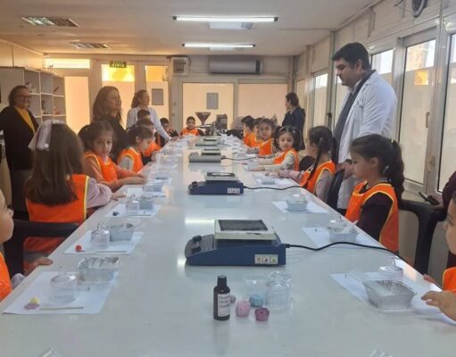 Köyceğizli minikler mum yapımını öğrendi