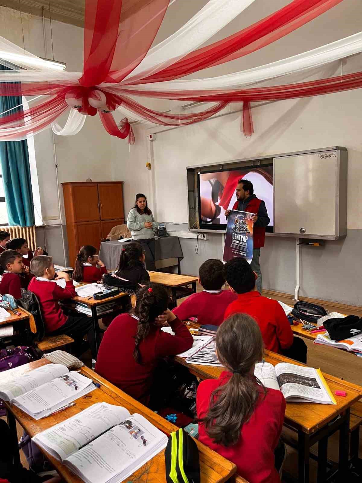 Deneyap Teknoloji Atölyeleri tanıtımı okullarda devam ediyor