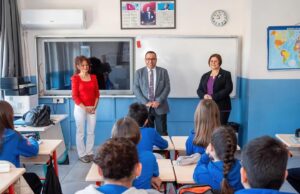 İlçe Milli Eğitim Müdürü Keleş, Şâhidi Ortaokulu’nda öğrenci ve öğretmenlerle buluştu