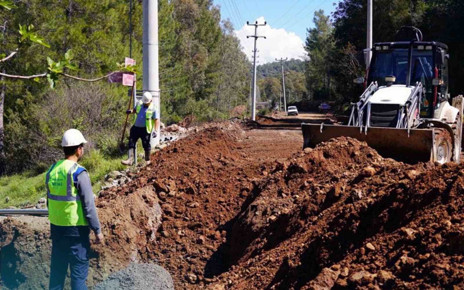 3 bin 800 metrelik su isale hattı yenilendi