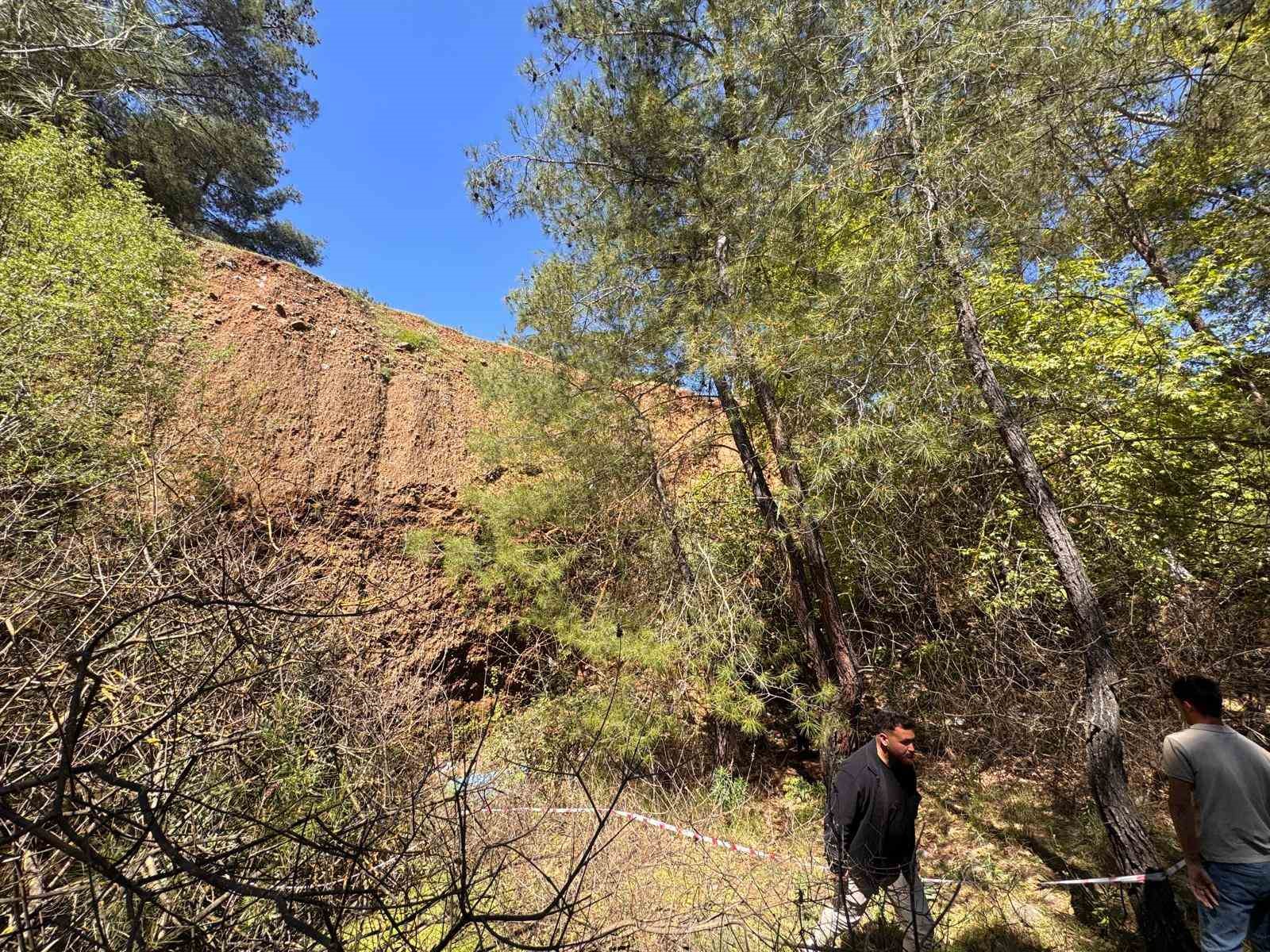 Fethiye’de uçurumdan düşen genç hayatını kaybetti