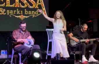 Romanyalı yıldız Amelissa’dan Bodrum’da bayram şovu