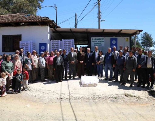 Muğla Büyükşehir’den İpek böcekçiliğine destek