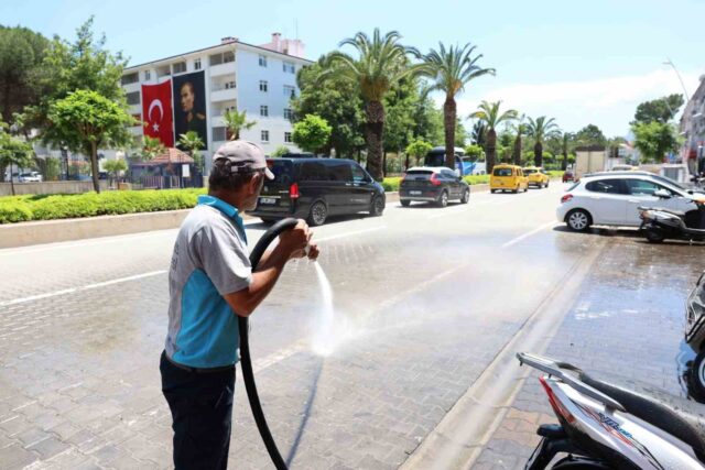 Marmaris Belediyesi bayramda da sahada olacak