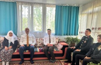 Yatağan Kaymakamı İlhan, şehit annesini unutmadı