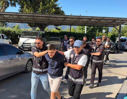 Fethiye Belediye Başkanı Karaca’ya silahlı saldırı soruşturmasında 5 kişi adliyede sevk edildi