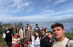 Köyceğiz’de Yüksekokul öğrencileri doğada bitkileri inceledi