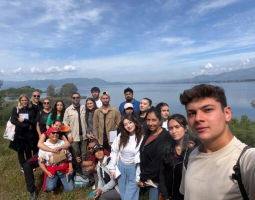 Köyceğiz’de Yüksekokul öğrencileri doğada bitkileri inceledi