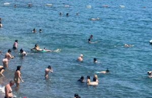 Bodrum sahillerinde bayram yoğunluğu