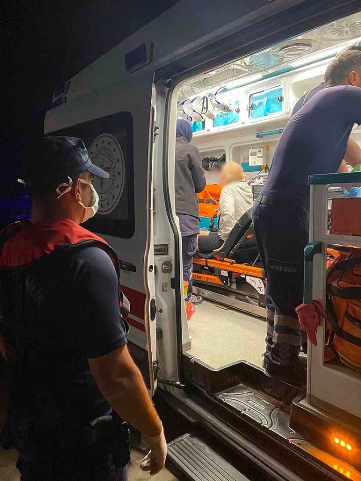 Gemide rahatsızlanan vatandaşa tıbbi tahliye