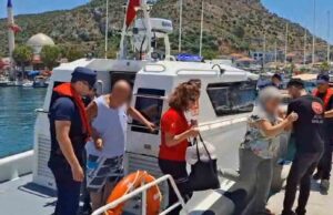Tekne gezisinde rahatsızlanan vatandaşa tıbbi tahliye