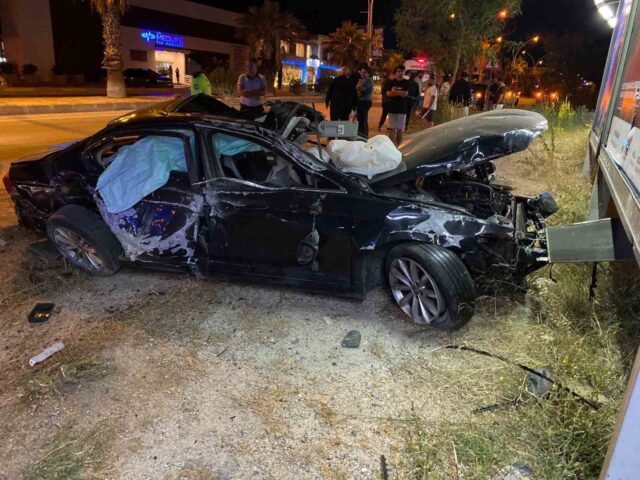 Bodrum’da takla atan otomobildeki 3 kişi yaralandı