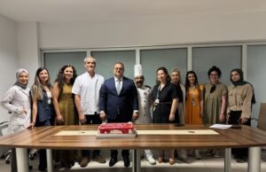 Muğla’da diyetisyenler günlerini pasta ile kutladı
