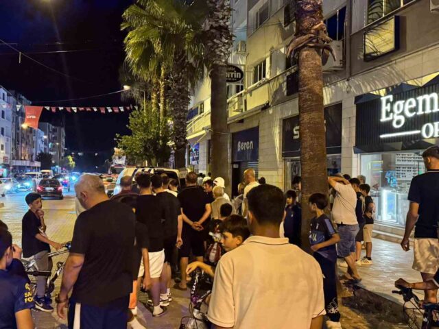 Muğla’da çatıya çıkan genç ikna edilerek aşağı indirildi