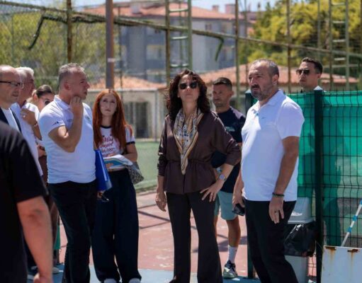 Başkan Köksal Aras, Ali Fuat Özge Spor Tesislerinde incelemelerde bulundu