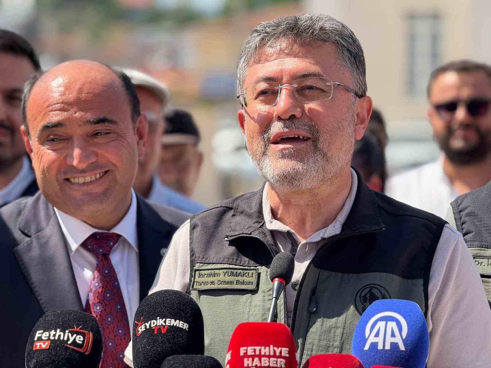 Bakan Yumaklı: “Bereketli toprakların potansiyelini daha da artıracağız”