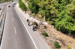 Marmaris Seyir Tepesi’nde çöp mesaisi