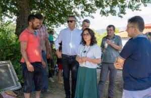 Başkan Köksal Aras yangında evleri zarar gören aileyi ziyaret etti