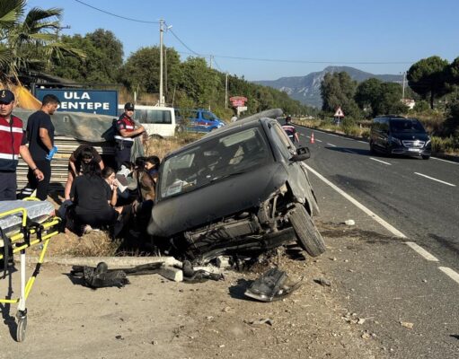 Ula Kızılyaka Mahallesi’nde Trafik Kazası: 7 Kişi Hafif Yaralandı