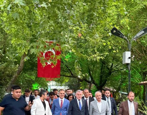 Gençlik ve Spor Bakanı Bak’tan Pınar Mahallesi’ne ziyaret