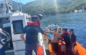 Datça’da 2’si çocuk 19 düzensiz göçmen yakalandı