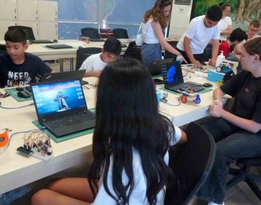 Menteşe Çocuk Bilim Parkı’nda yıl sonu robotik şenliği