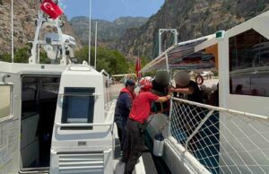 Kelebekler Vadisine düşen ve yaralanan paraşütçüye tıbbi tahliye gerçekleştirildi