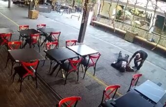Yardım ediyormuş gibi yaptı, cüzdanını çaldı