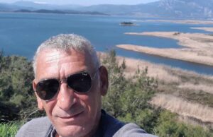 Kalp krizine yenilen öğretmen son yolculuğuna uğurlandı