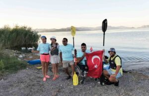 Köyceğiz Gölü’nde 30 Ağustos ve Dünya Barış Günü’nde ‘İki Devlet Bir Can’ mesajı