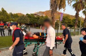 Fethiye’de ticari yatta yaralanan vatandaşa tıbbi tahliye