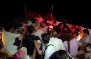 Yunanistan içinde çocukların da bulunduğu düzensiz göçmenleri Türk karasularına geri itti