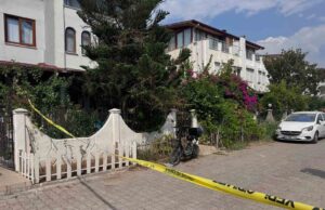 Önce annesini öldürdü ardından kendisini vurdu