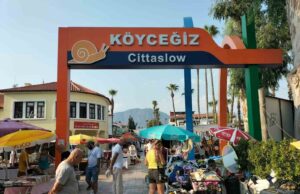 Köyceğiz’de ikinci el pazarı sıcak havadan etkilendi