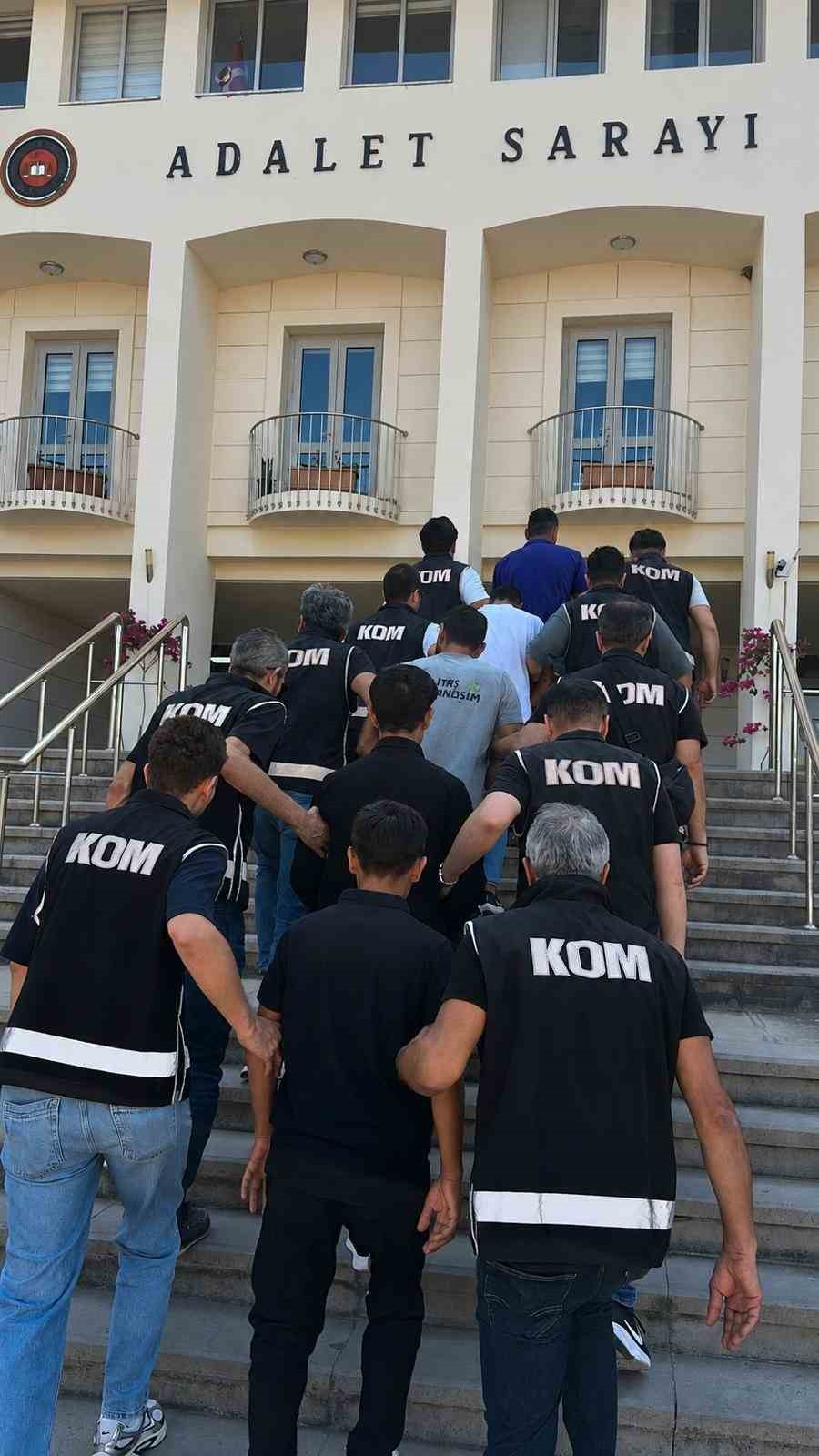 Bodrum’da telefonla tehdit iddiasına 3 tutuklama