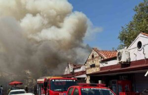 Fethiye Balık Hali’nde çatı yangını