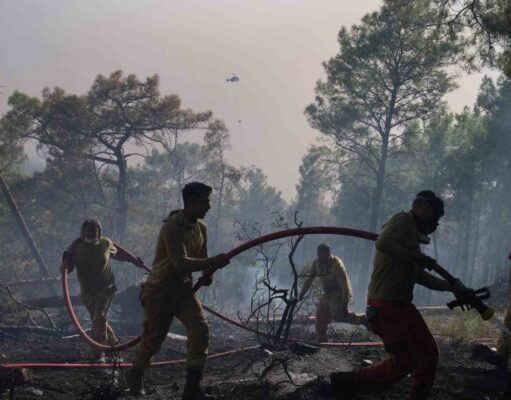 Muğla’da başlayıp Antalya’ya sıçrayan orman yangını kontrol altına alındı