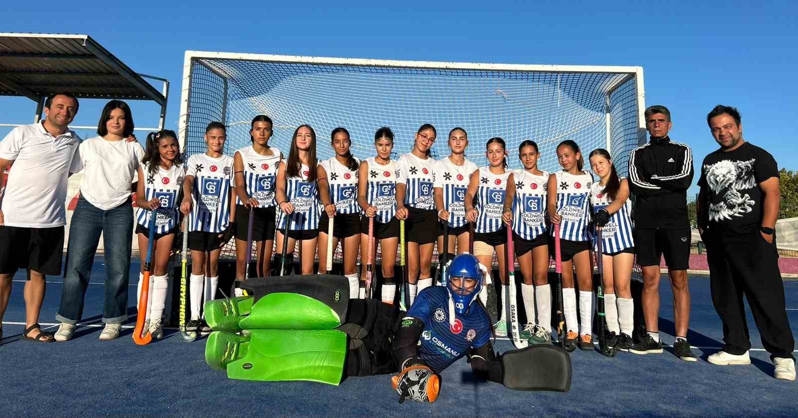Muğla’nın U14 Kız Hokey takımı Türkiye 5’incisi oldu
